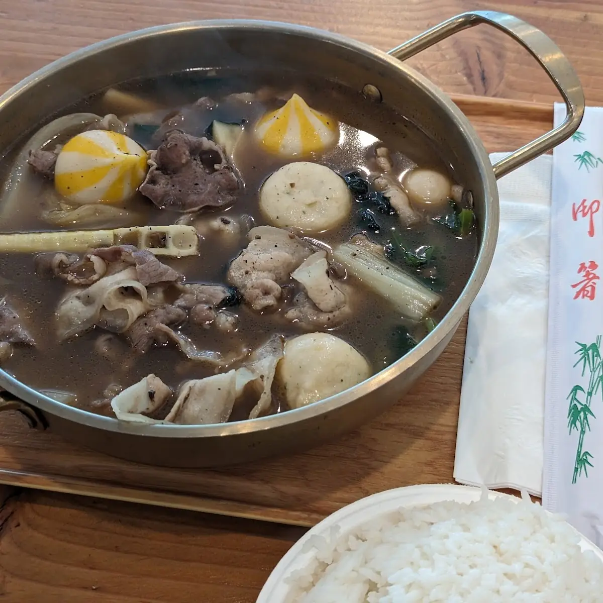 set with mushroom soup base 菌菇鲜汤套餐